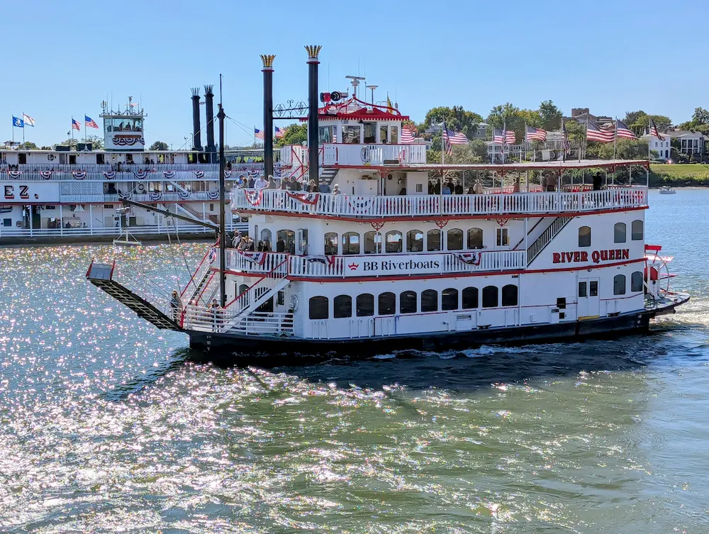 BB Riverboat.
